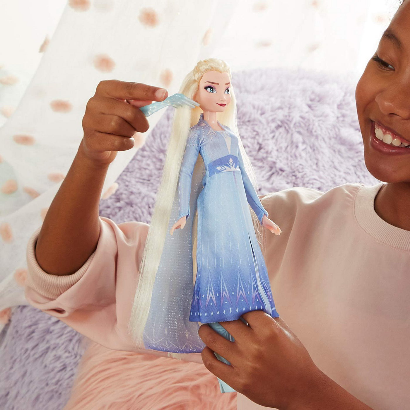 PAPUSA FROZEN2 ELSA CU PAR LUNG PENTRU IMPLETIT