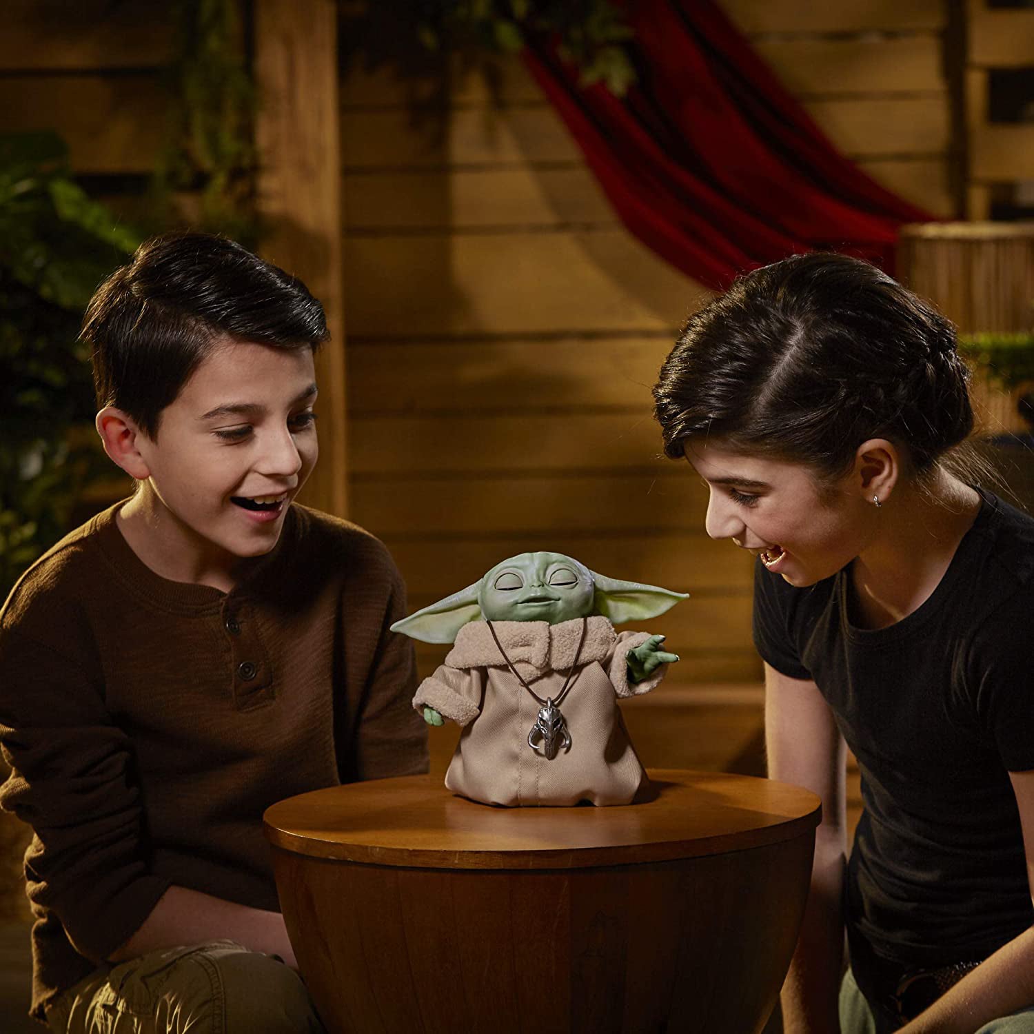 PLUS INTERACTIV STAR WARS THE CHILD ANIMATRONIC EDITION AKA BABY YODA