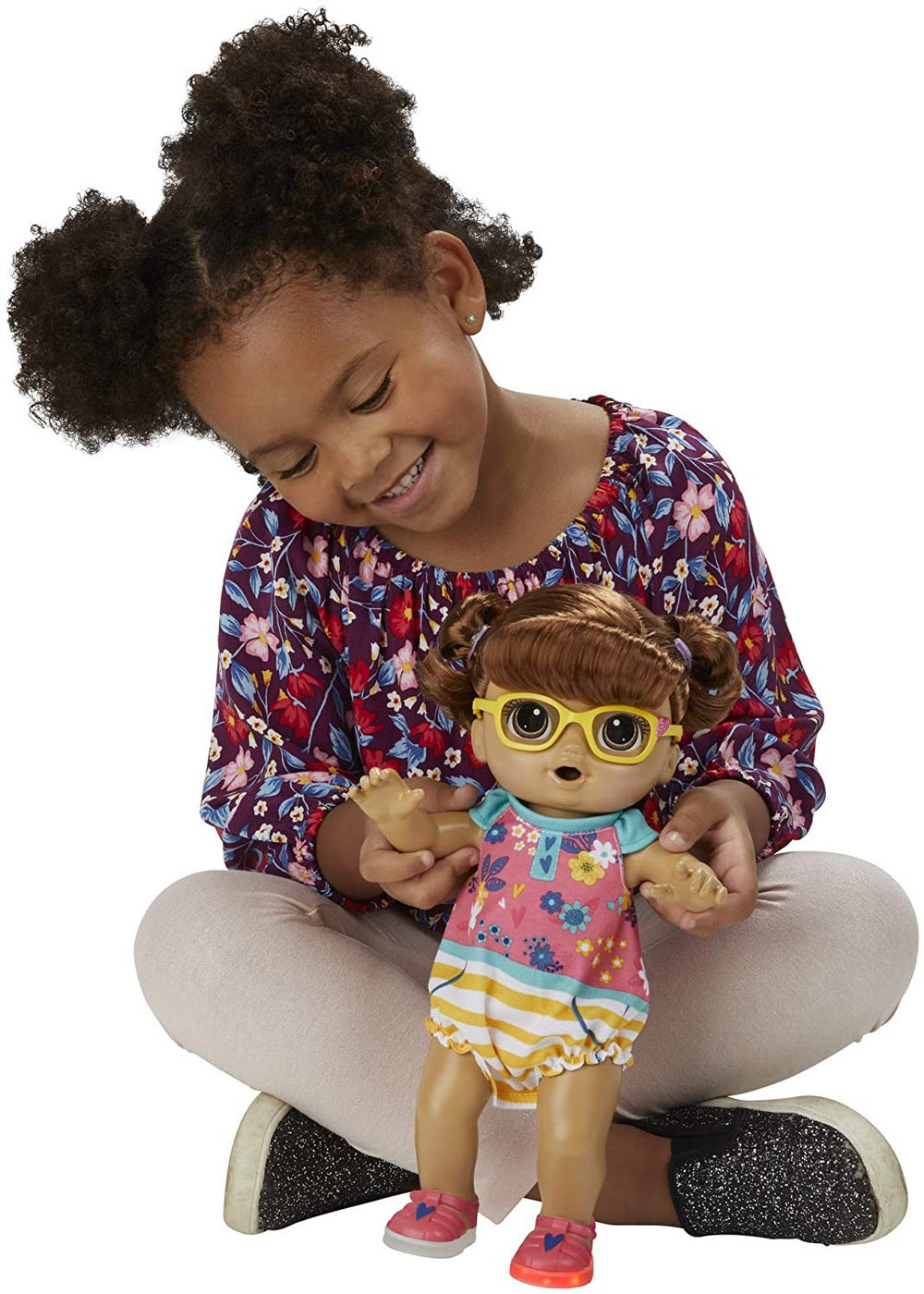 BEBELUS SATEN BABY ALIVE PASESTE SI PANTOFII VOR LUMINA