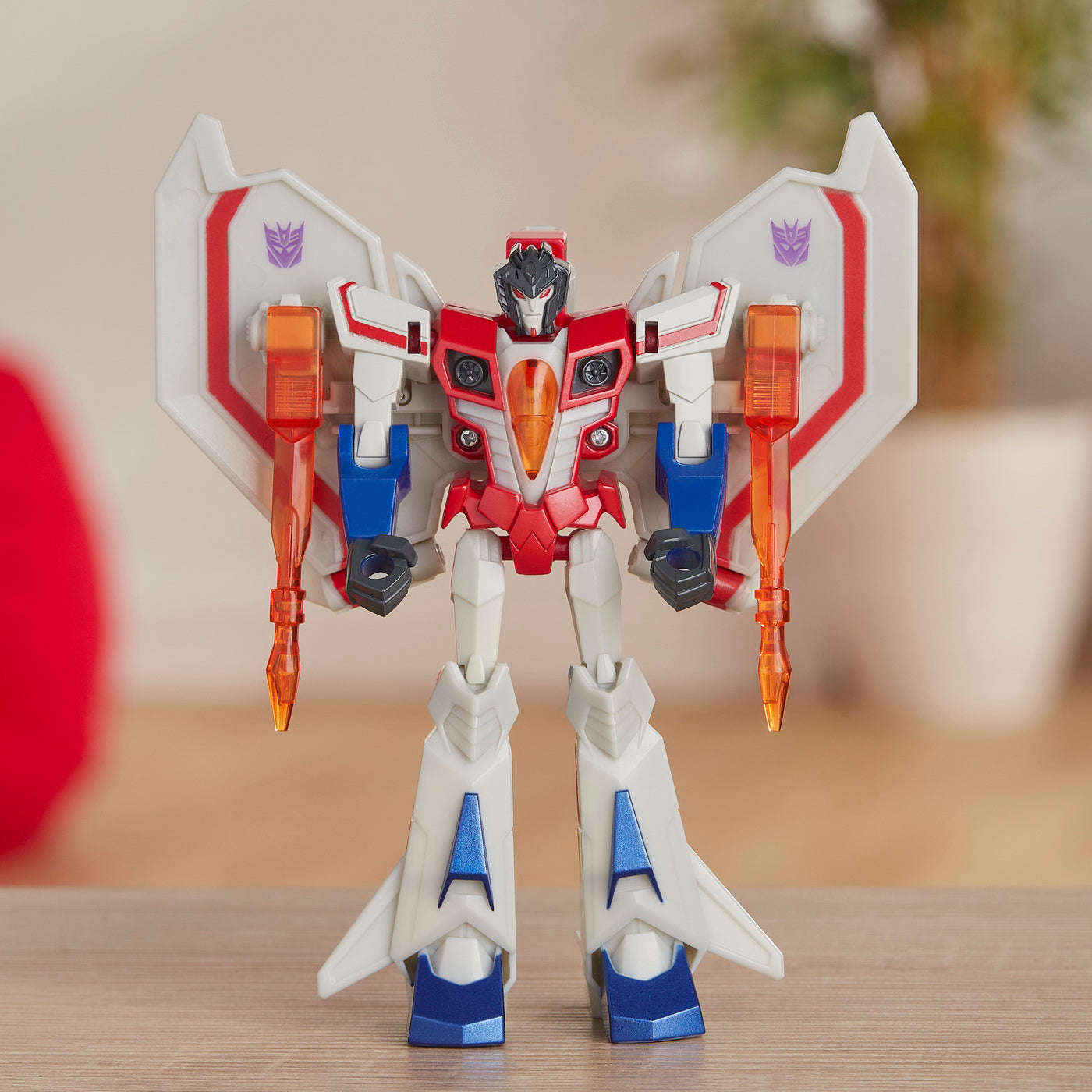 TRANSFORMERS CYBERVERSE ROBOT STARSCREAM