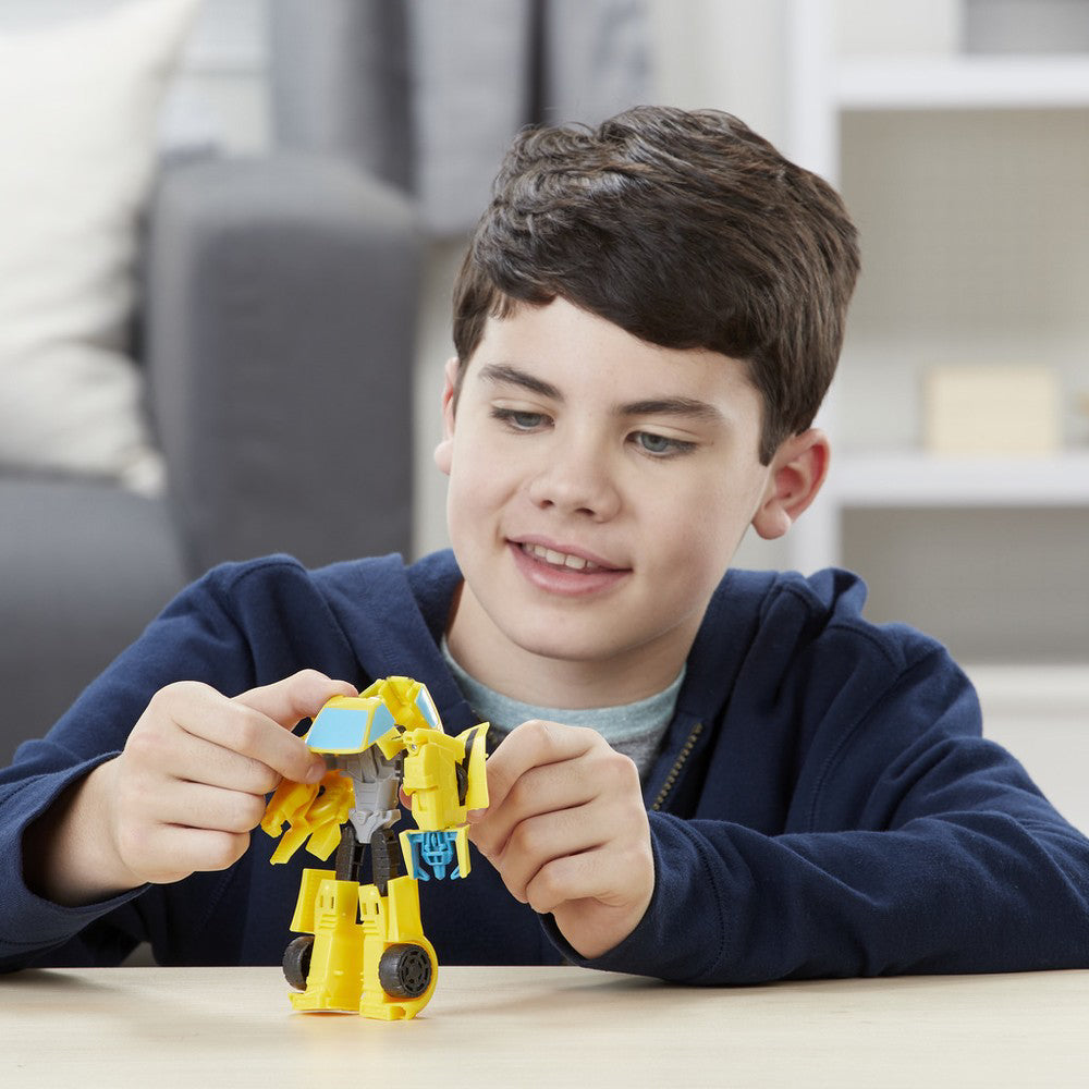TRANSFORMERS CYBERVERSE WARRIOR BUMBLEBEE