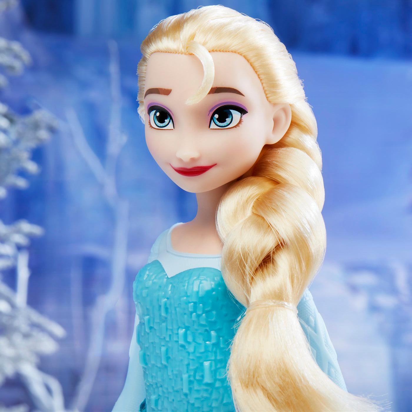 PAPUSA PRINTESA STRALUCITOARE ELSA FROZEN