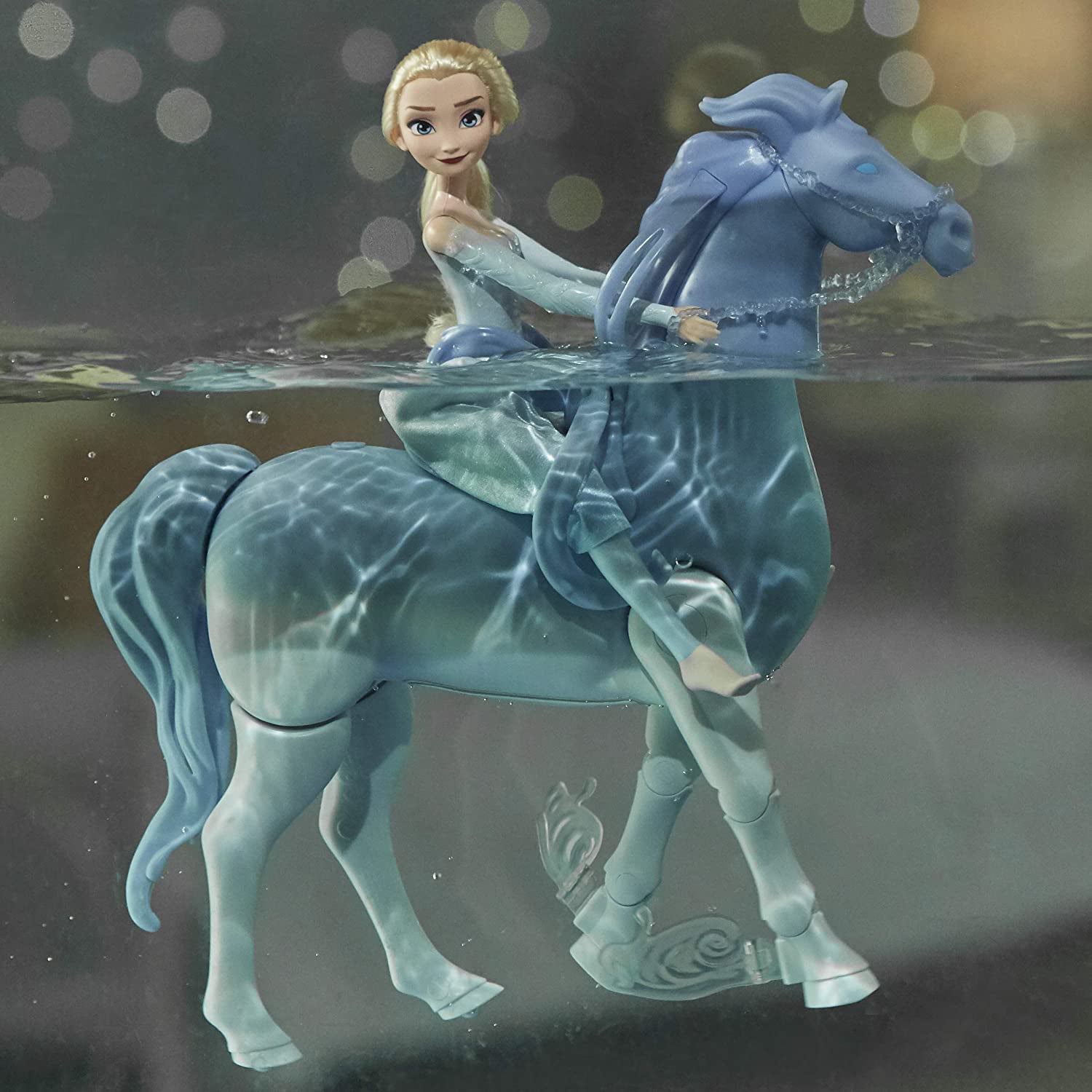 SET FROZEN2 CU PAPUSA ELSA  SI NOKK SPIRITUL MITIC