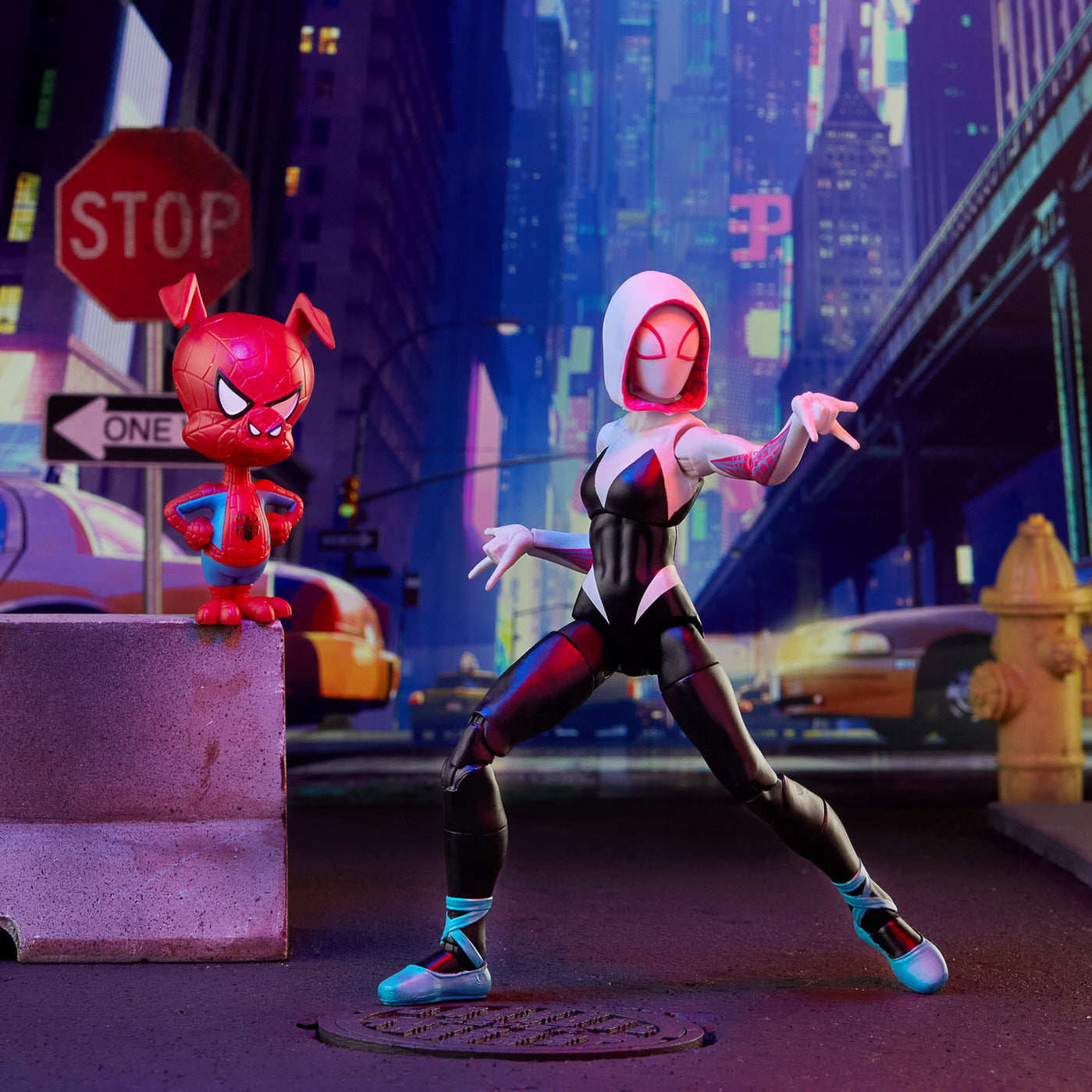 SPIDER-MAN LEGENDS FIGURINA GWEN STACY
