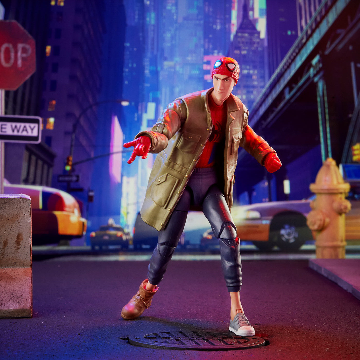 SPIDER-MAN LEGENDS FIGURINA PETER B. PARKER