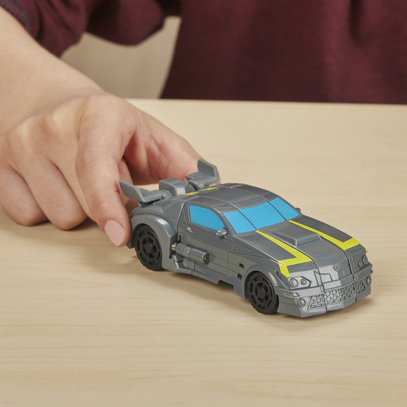 TRANSFORMERS ROBOT BUMBLEBEE SERIA STEALTH FORCE
