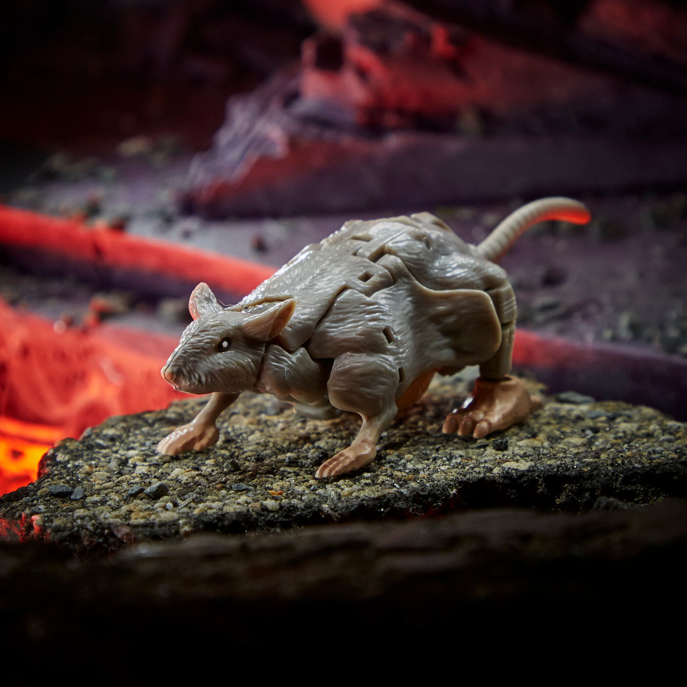 TRANSFORMES ROBOT DECEPTICON RAT TRAP SERIA WAR FOR CYBERTRON