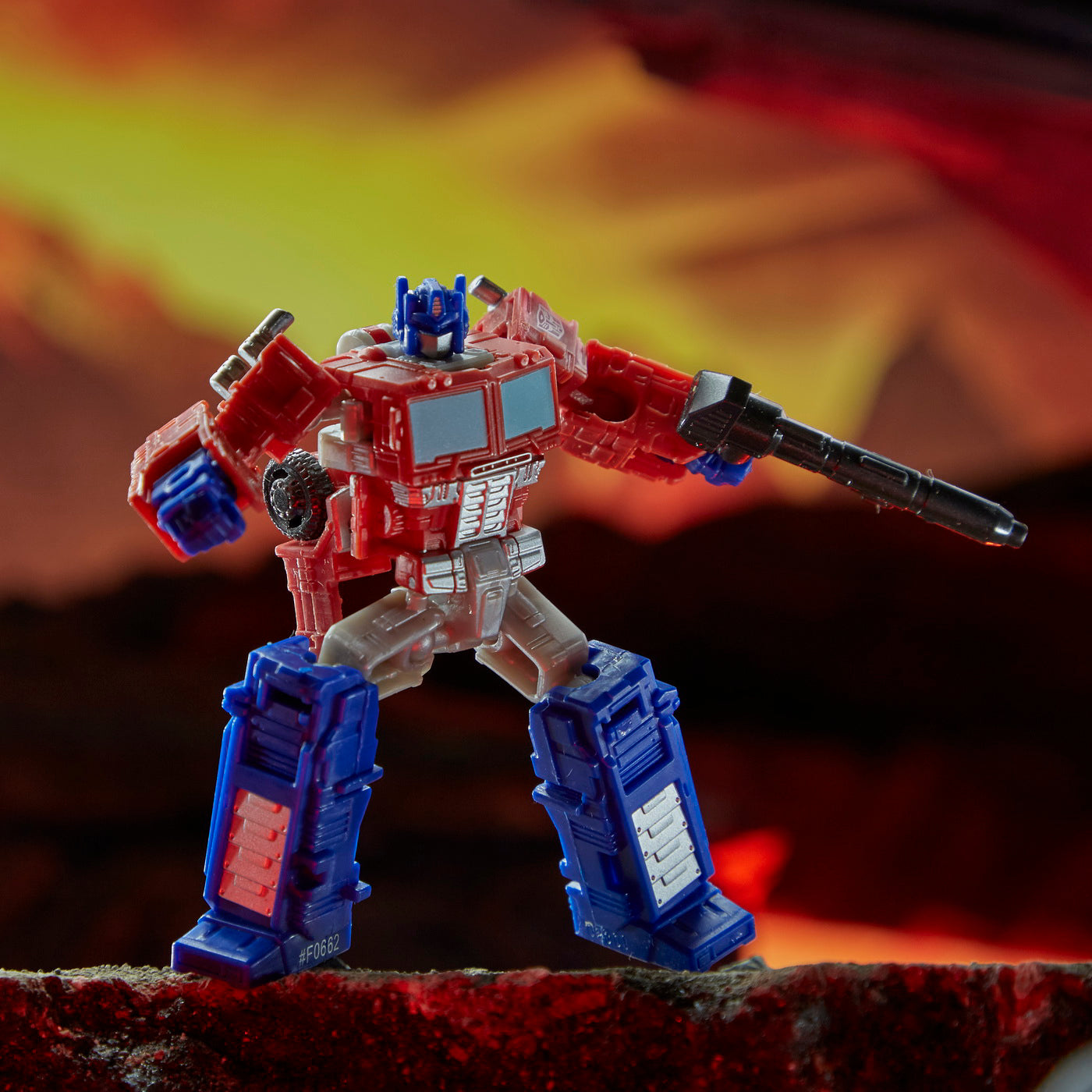 TRANSFORMES ROBOT AUTOBOT OPTIMUS PRIME SERIA WAR FOR CYBERTRON