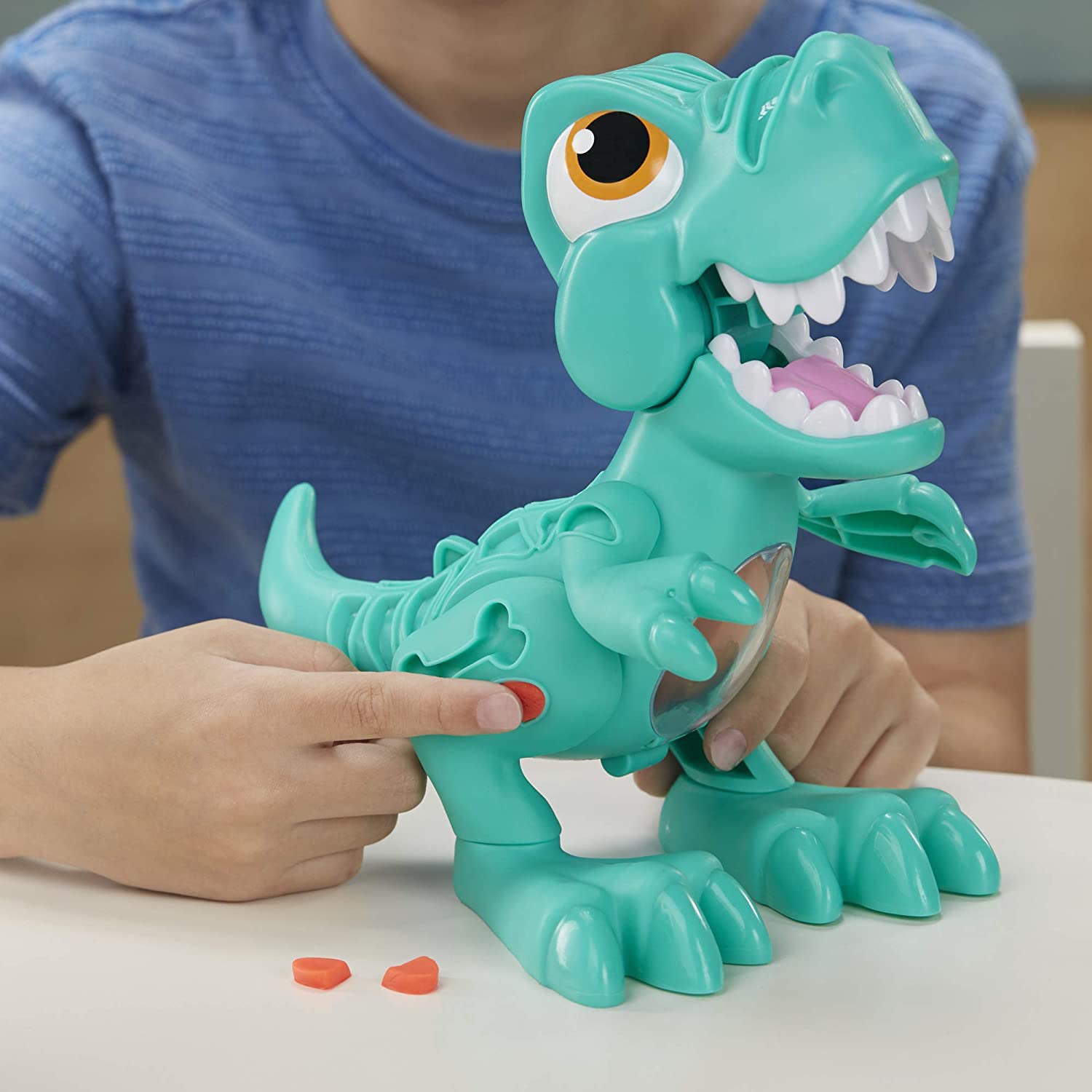 PLAYDOH  DINOZAURUL MANCACIOS T-REX