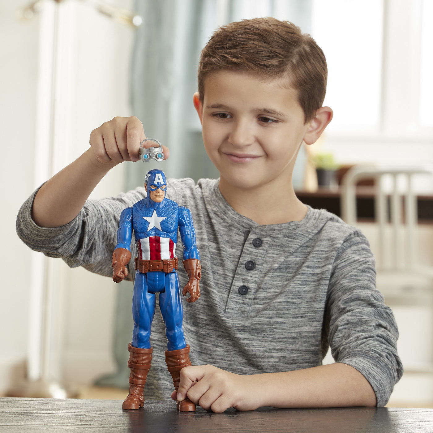 FIGURINA AVANGERS TITAN HERO BLAST GEAR: CAPTAIN AMERICA 30 CM