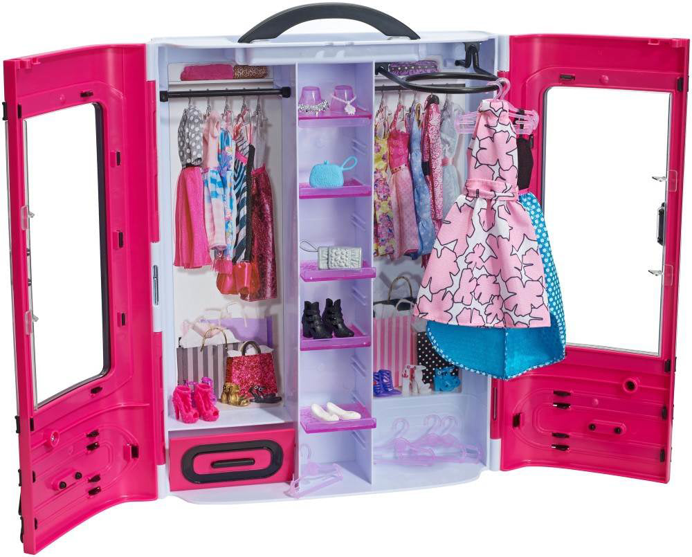 DRESSING BARBIE FASHIONISTA