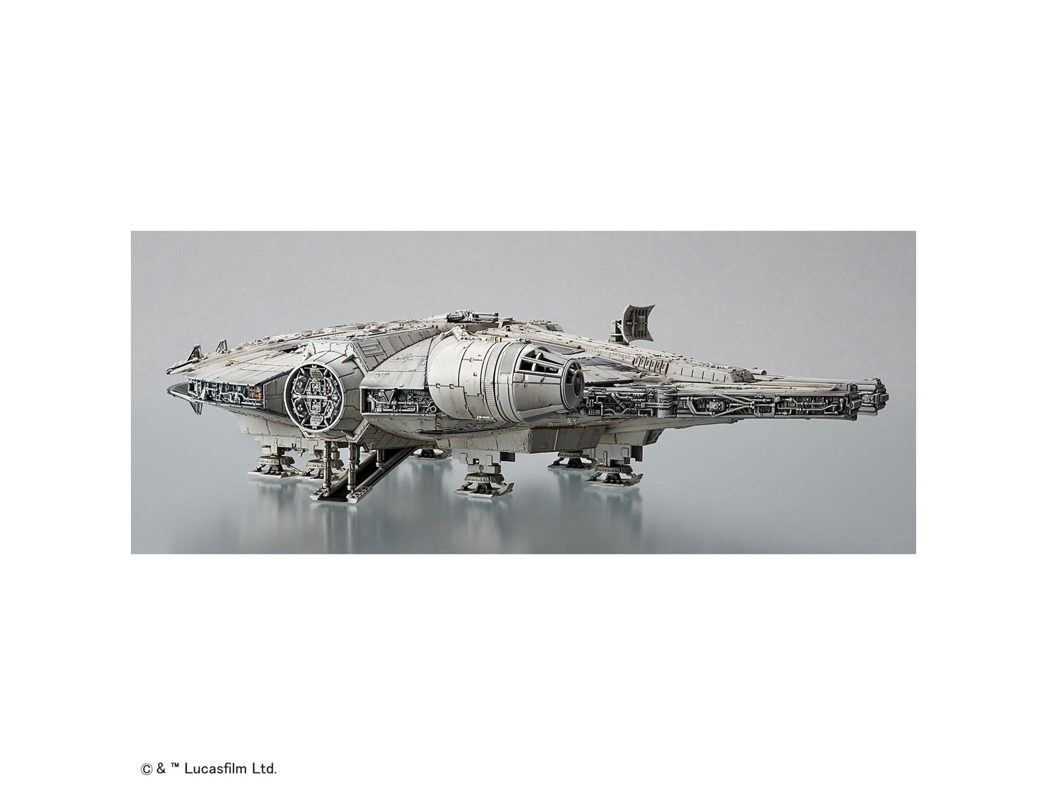 Macheta Revell Millennium Falcon – The Force Awakens Bandai