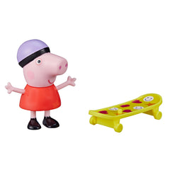 PEPPA PIG FIGURINA PRIETENII AMUZANTI PEPPA PIG CU SKATEBOARD 7CM