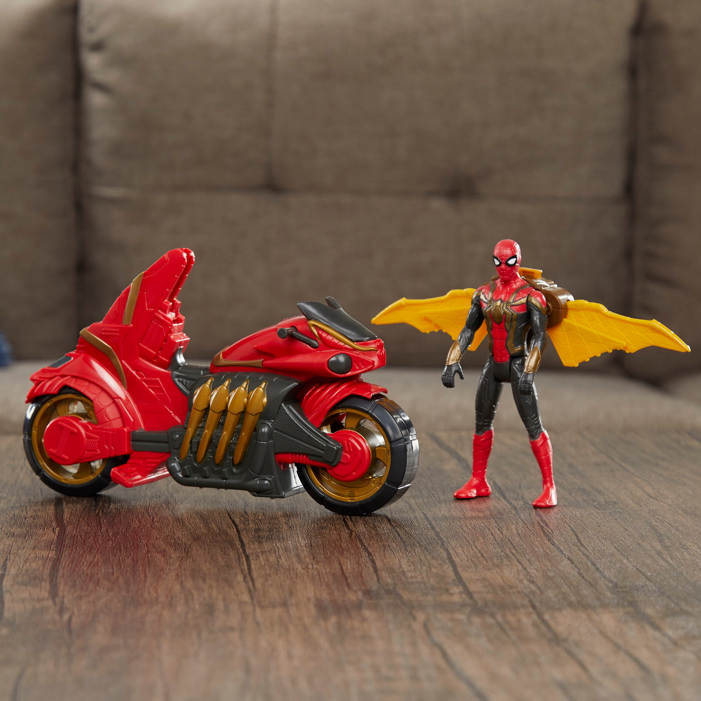 SPIDER MAN FIGURINA SPIDERMAN 15 CM SI VEHICUL