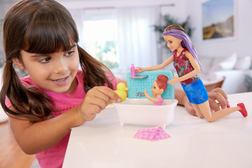 PAPUSA BARBIE MAMICA SATENA CU BEBELUS