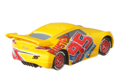 MASINUTA METALICA CARS3 PERSONAJUL CRUZ RAMIREZ RUSTEZE