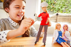 PAPUSA BARBIE CARIERE CHEF IN BUCATARIE