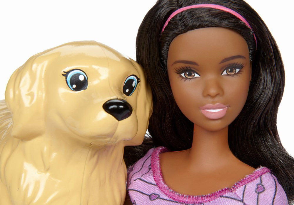 PAPUSA BARBIE BRUNETA CU CATELUSA SI PUII EI