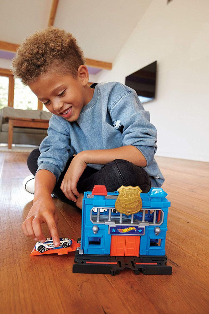 HOT WHEELS STATIE DE POLITIE