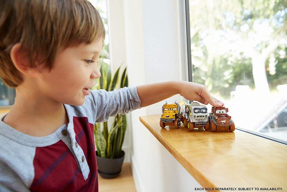 MASINUTA METALICA BUCSA CU SUSPENSII