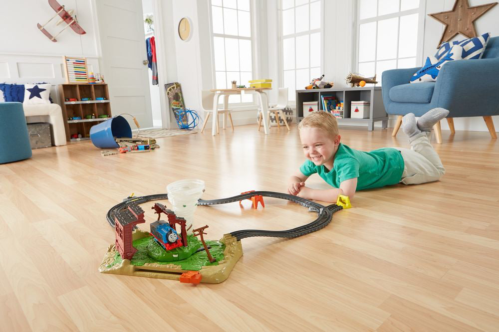 THOMAS SET DE JOACA TORNADA