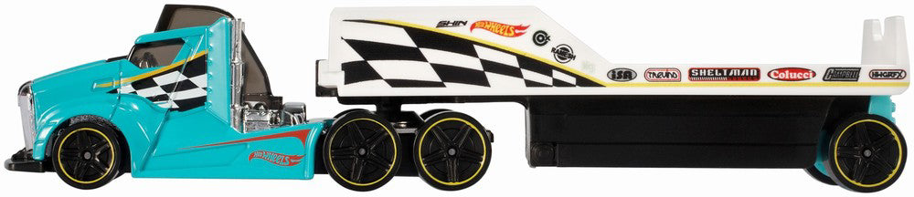 SET CAMION SI MASINA SPORT HOT WHEELS DRIVING WILD