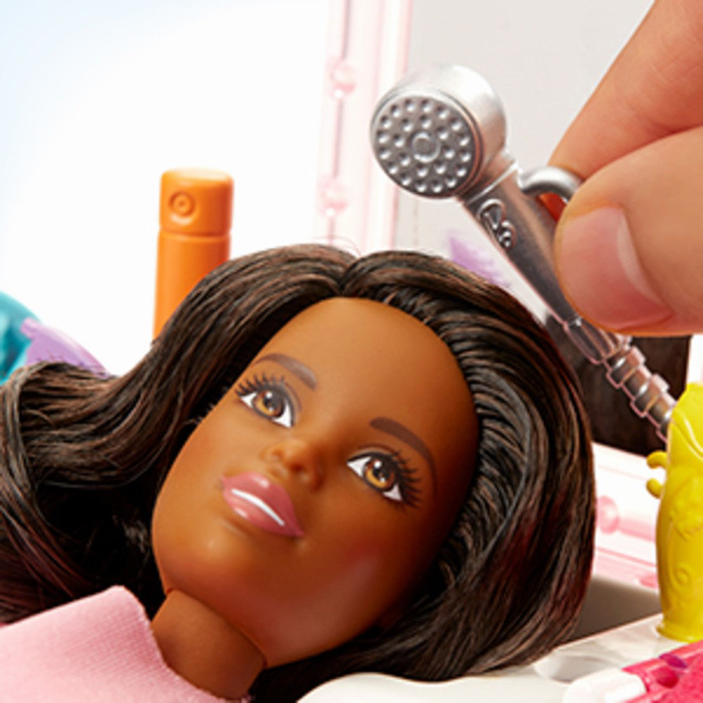 BARBIE SET SALON DE INFRUMUSETARE CU PAPUSA BLONDA