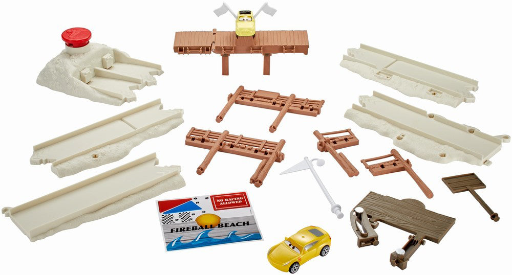 CARS 3 SET DE JOACA CURSA PE PLAJA