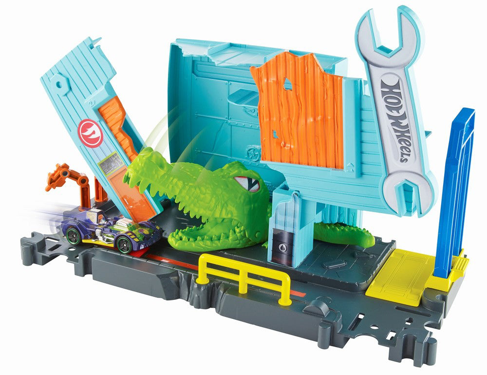 CITY CURSA CU OBSTACOL HOT WHEELS ATACUL CROCODILULUI