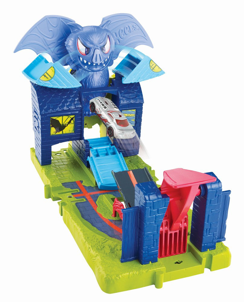 CITY CURSA CU OBSTACOL HOT WHEELS ATACUL LILIACULUI