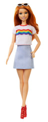 PAPUSA BARBIE FASHIONISTA CU FUSTITA SI TRICOU CURCUBEU