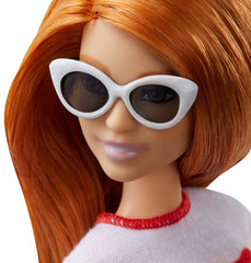 PAPUSA BARBIE FASHIONISTA CU FUSTITA SI TRICOU CURCUBEU