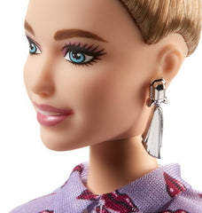 PAPUSA BARBIE FASHIONISTA IN TINUTA LEJERA SI CU COC