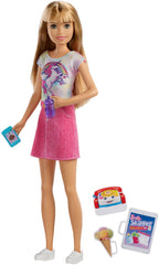 PAPUSA BARBIE GAMA FAMILY BONA BLONDA CU FUSTITA ROZ