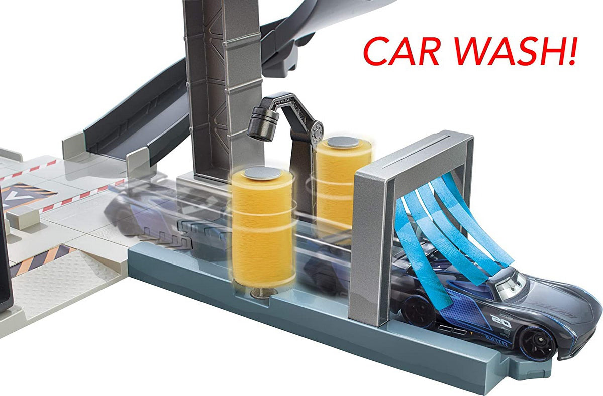 SET DE JOACA CARS CENTRUL LUI RUSTEZE