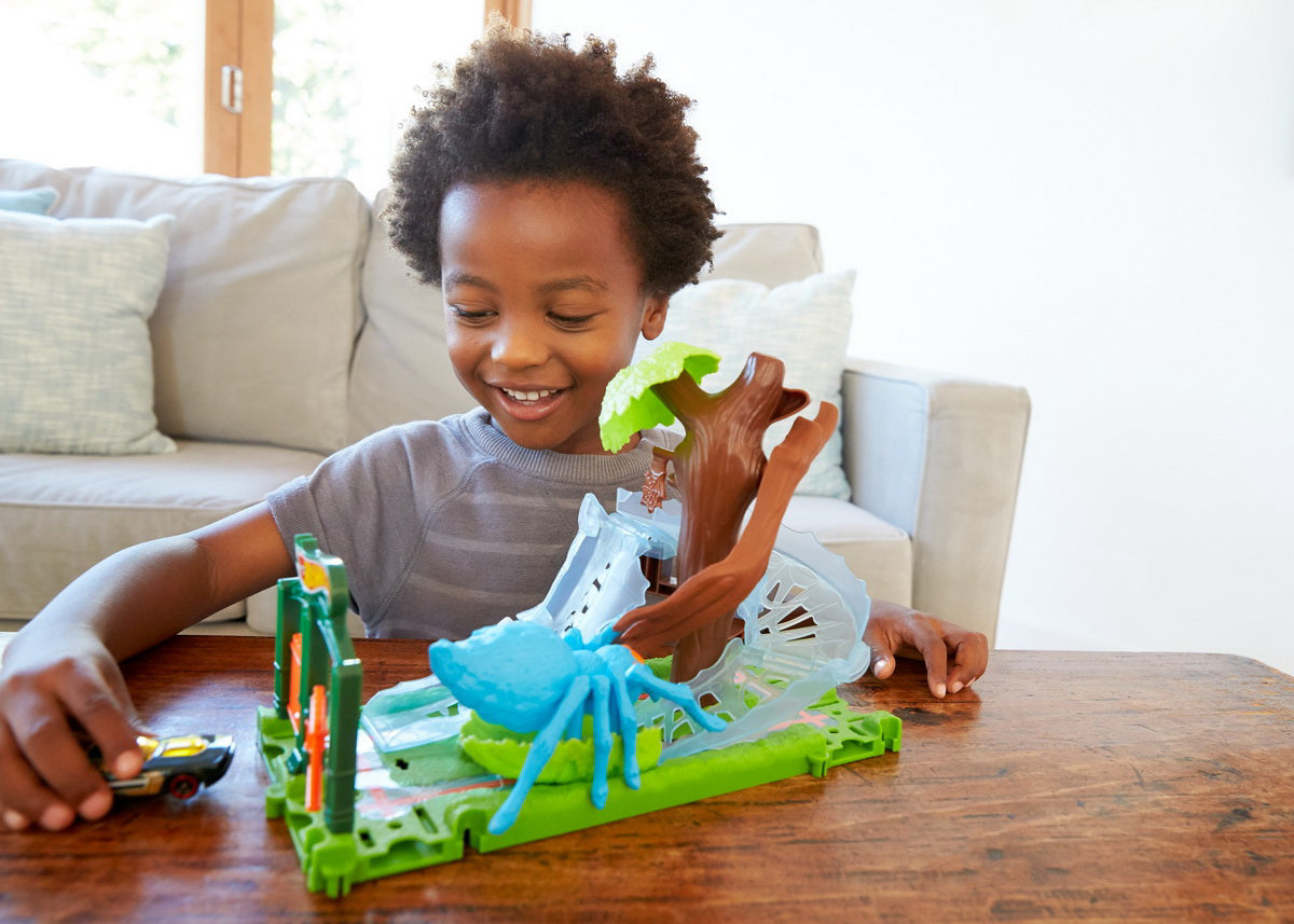 CITY CURSA CU OBSTACOL PAIANJENUL DIN PARC