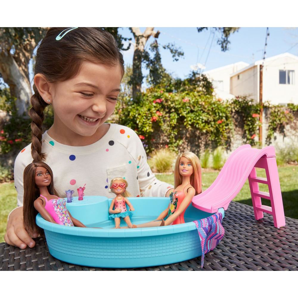 BARBIE SET PAPUSA CU PISCINA