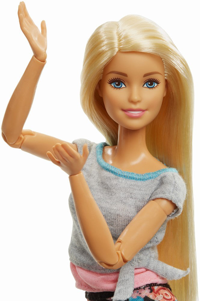 PAPUSA BARBIE MEREU IN MISCARE FITNESS STYLE