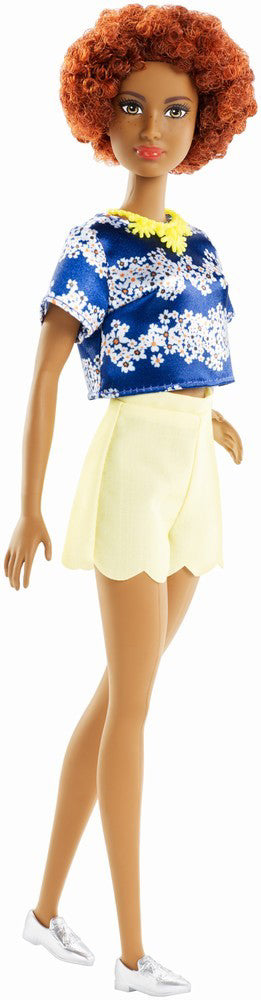 PAPUSA BARBIE FASHIONISTA CREATA CU HAINUTE DE SCHIMB