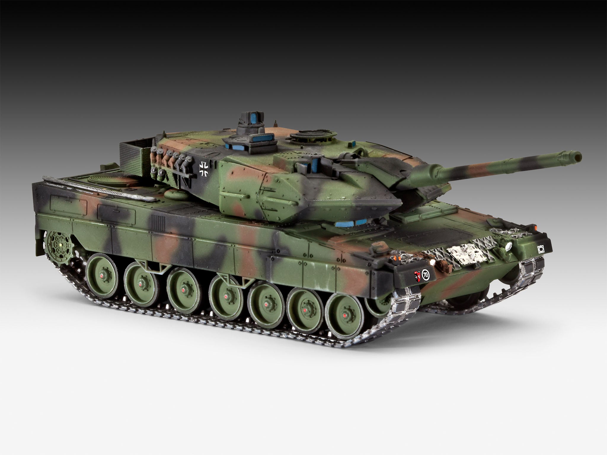 Vehicul Militar Revell Leopard 2 A6/A6M Scara 1:72 Rev03180