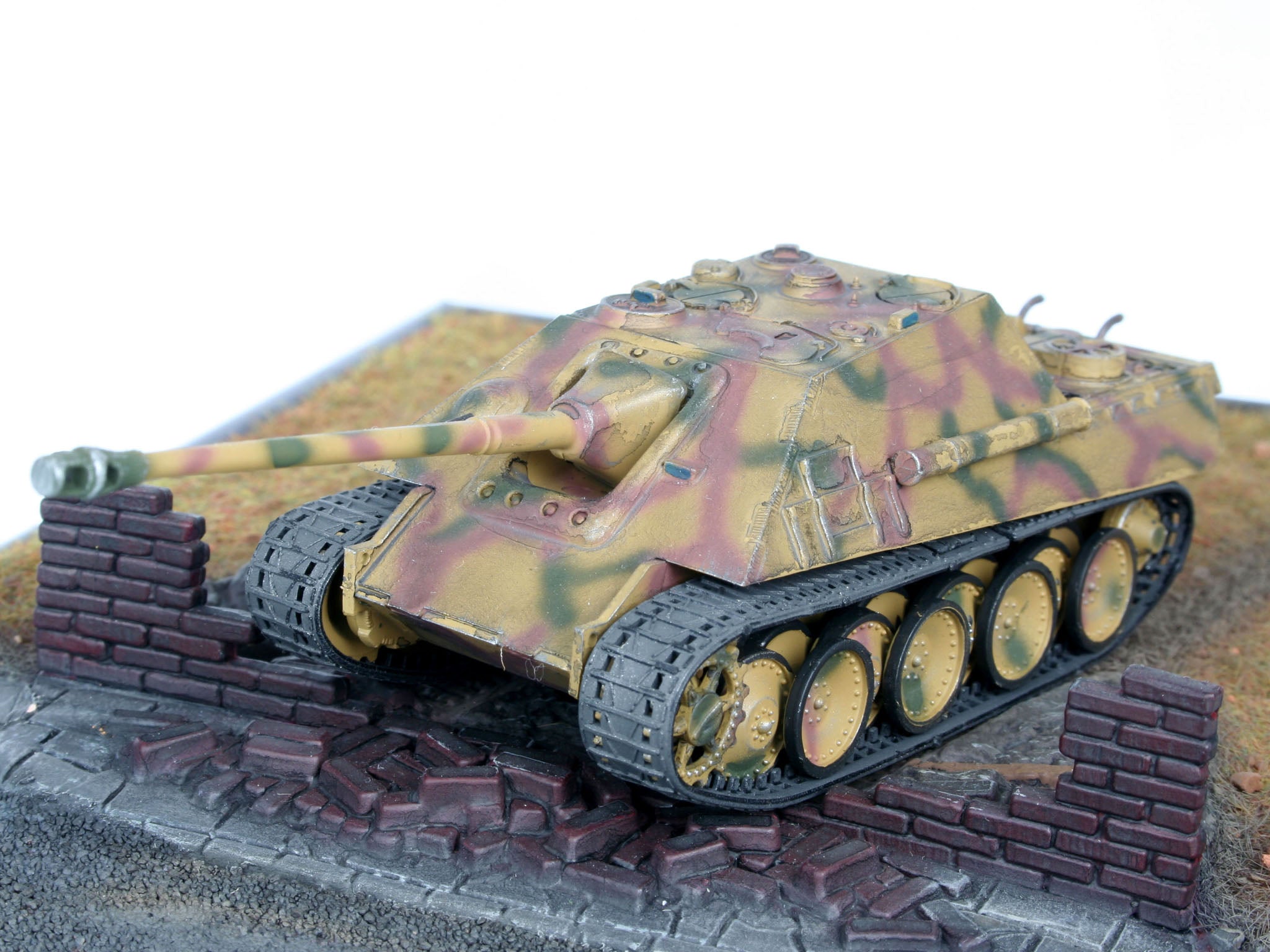 Vehicul Militar Revell Sd.Kfz. 173 Jagdpanther Scara 1:76 Rev03232