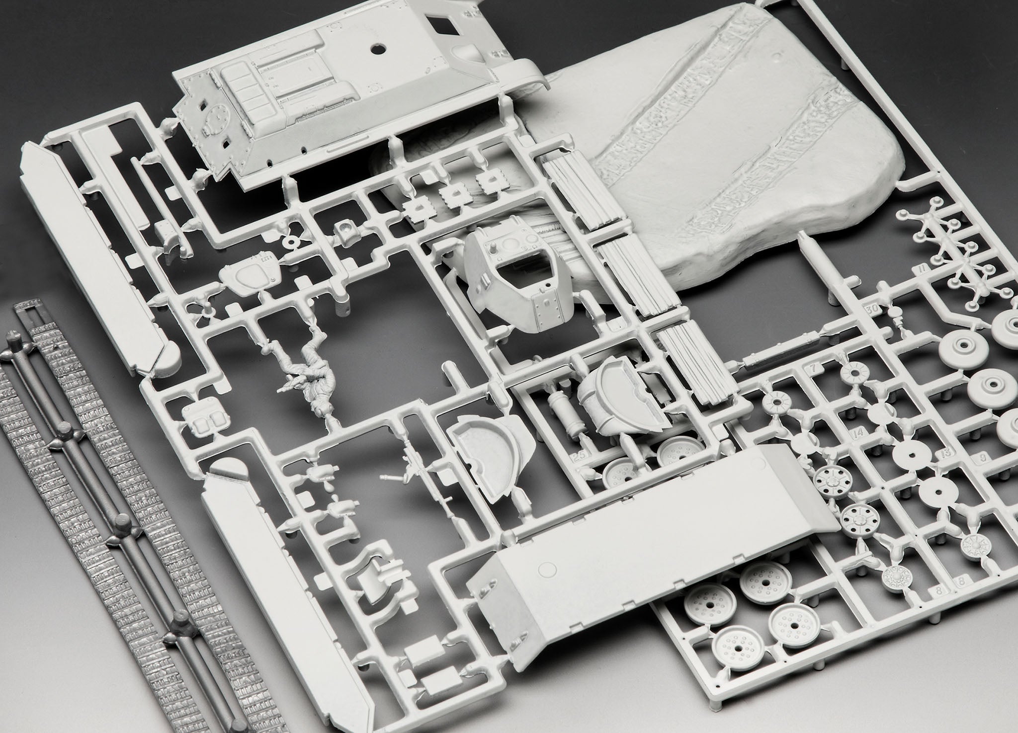 Vehicul Militar Revell T-34/76 Model 1940 Scara 1:76 Rev03294