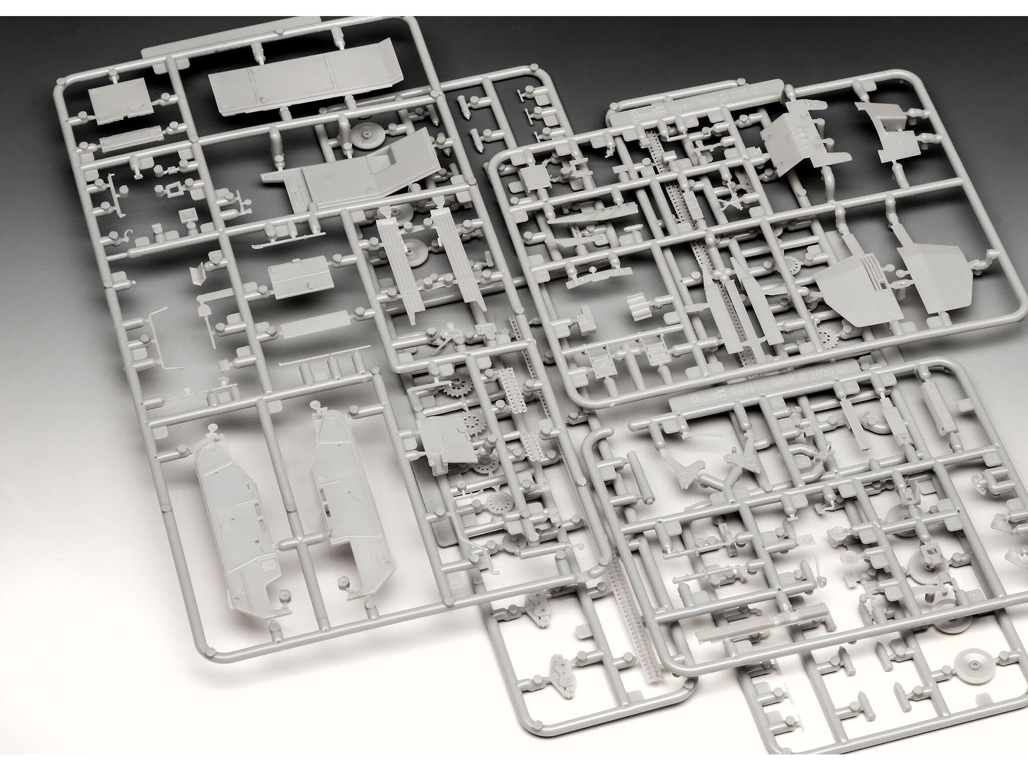 Revell Vehicul Militar  Sturmpanzer 38(T) Grille Ausf. M Rev03315