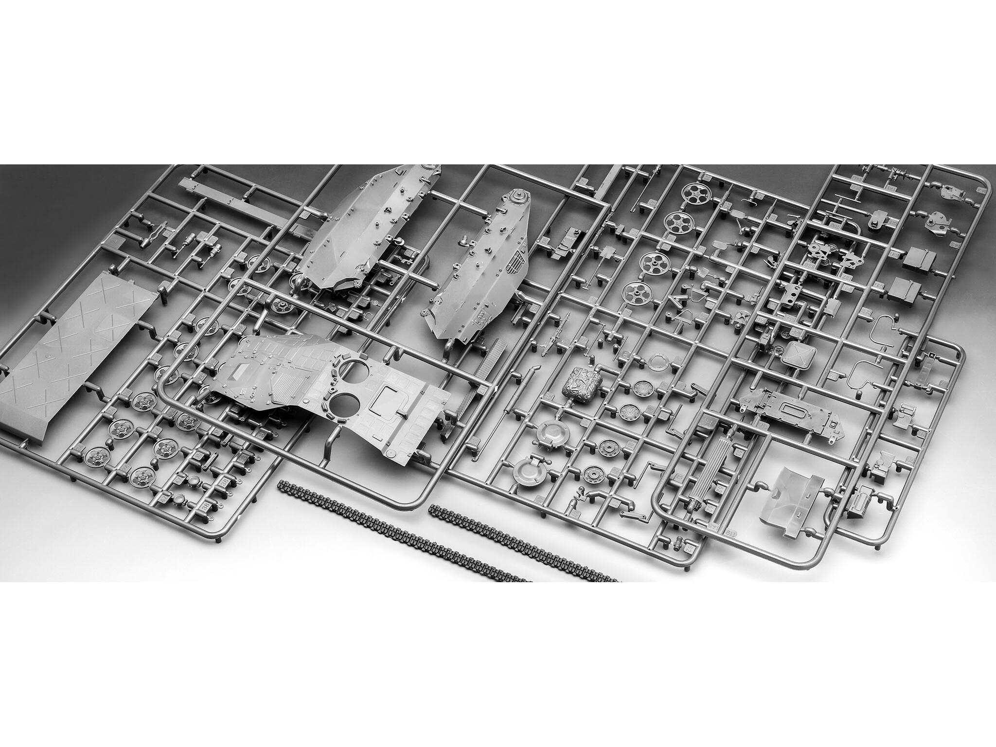 Revell Vehicul Militar  Wiesel 2 Leflasys Bf/Uf Rev03336
