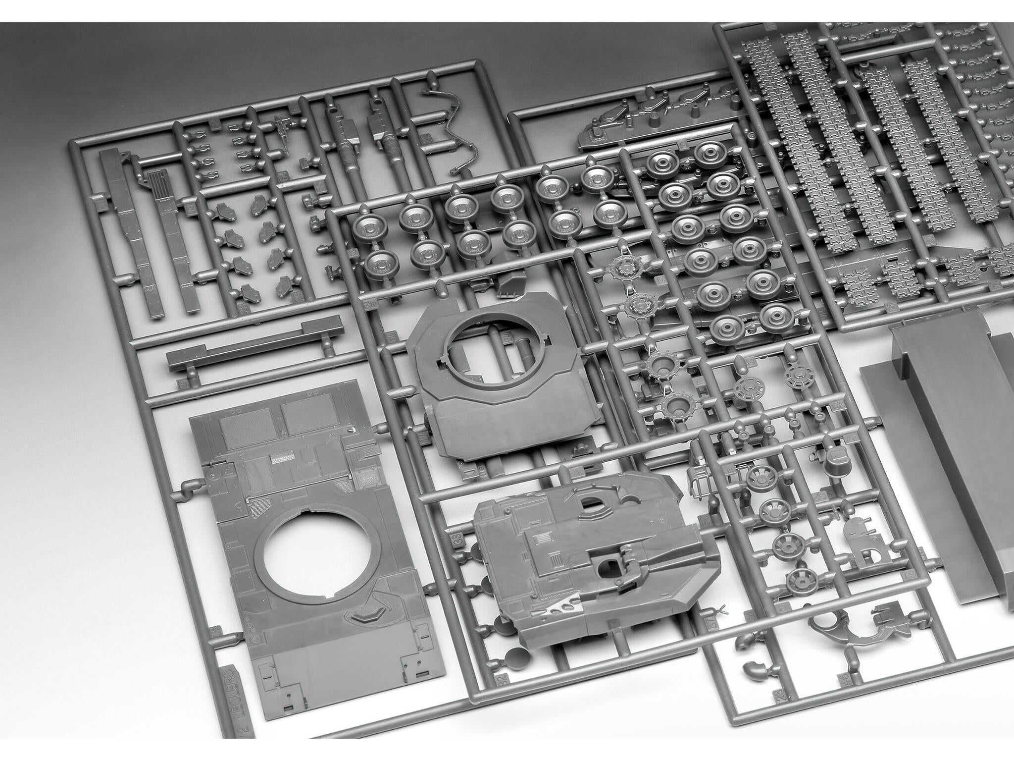 Revell Vehicul Militar  Leclerc (T.5) Rev03341