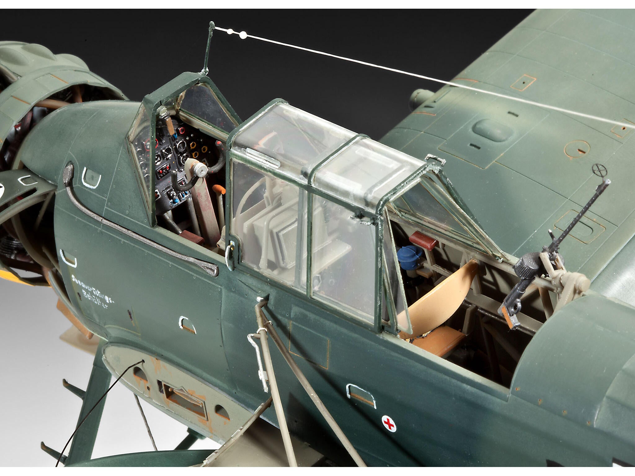 Revell Avion  Arado Ar196A-3 Seaplane Rev03787
