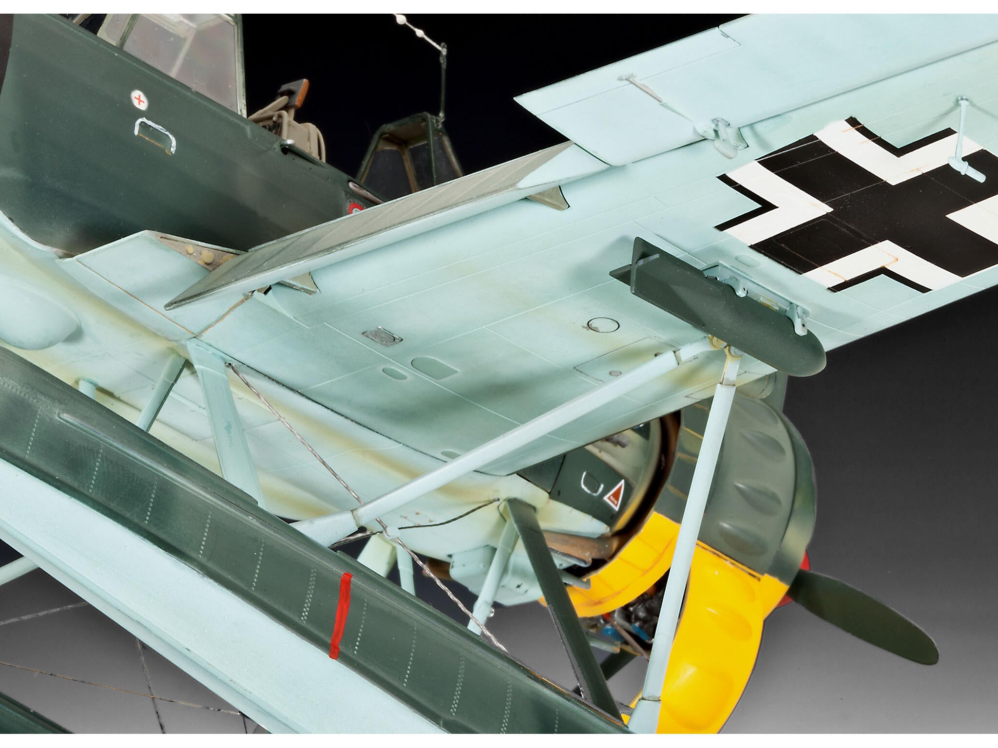Revell Avion  Arado Ar196A-3 Seaplane Rev03787