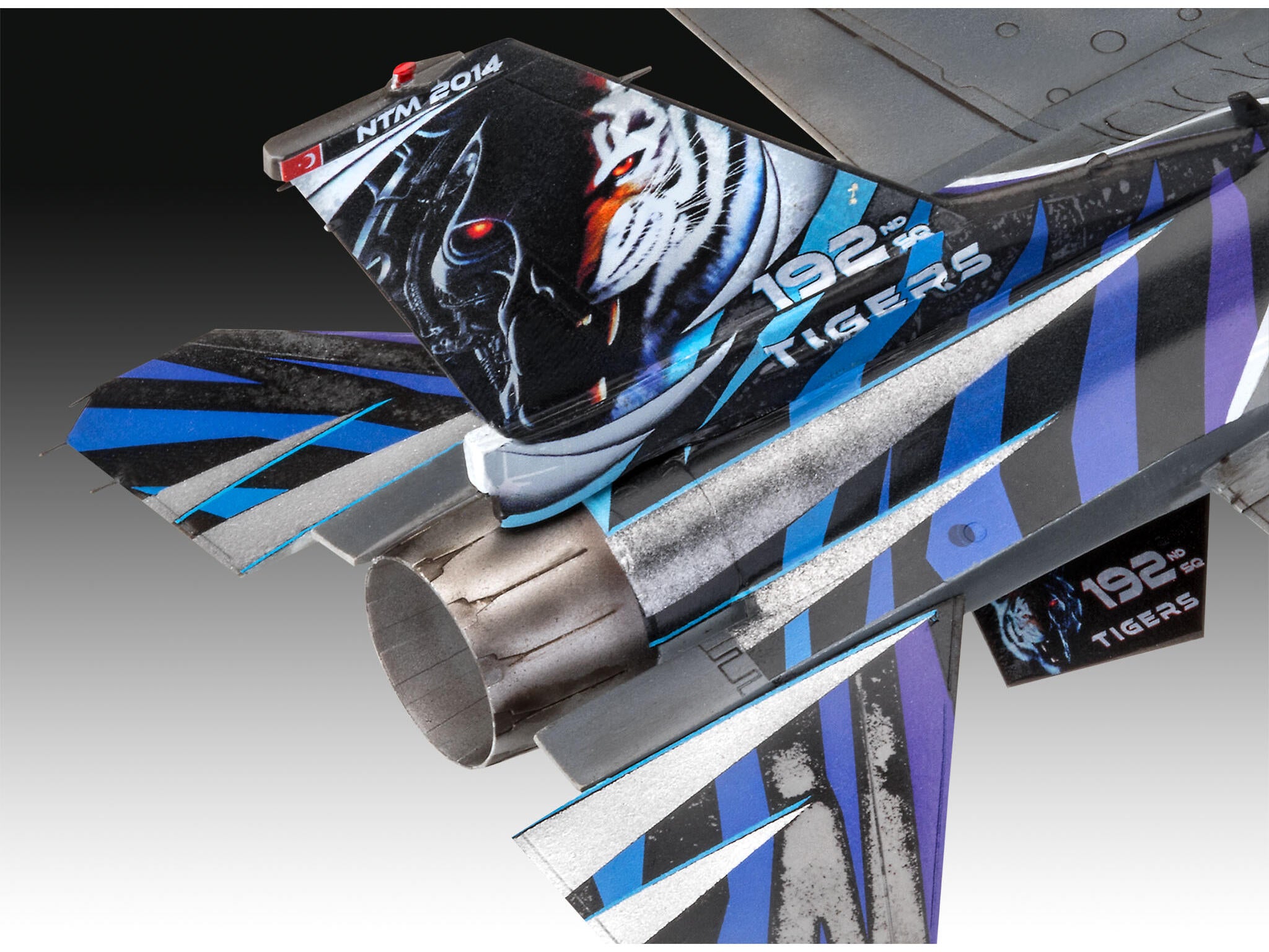 Revell Avion  Lockheed Martin F-16D Tigermeet 2014 Rev03844