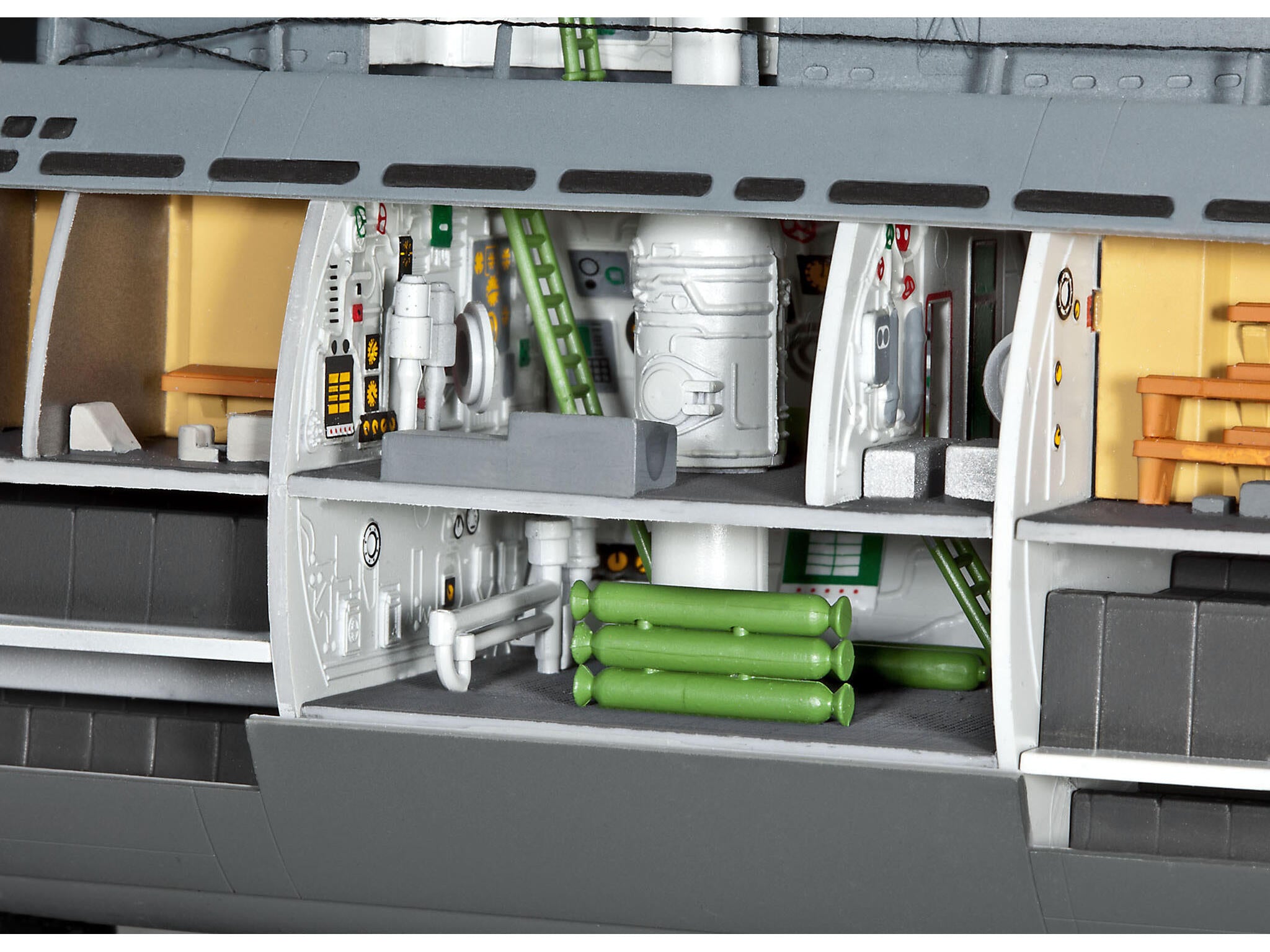 Revell Vapor  German Submarine Type Xxi With Interior Rev05078