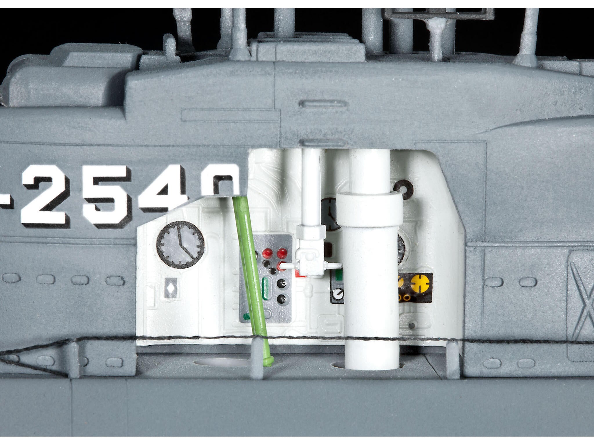 Revell Vapor  German Submarine Type Xxi With Interior Rev05078